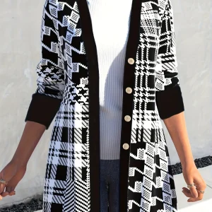 Plus Size Long Cardigan with Geometric Pattern and Open Front