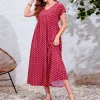 Plus Size Midi Dress – Geometric Print V-Neck Batwing Sleeve Dress with Pockets