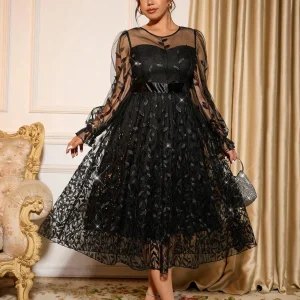 Plus Size Elegant Evening Dress – Sheer Sleeves with Sparkling Leaf Detail