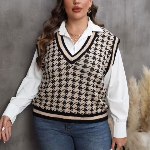 Plus Size Houndstooth Sweater Vest with V-Neck and Loose Fit